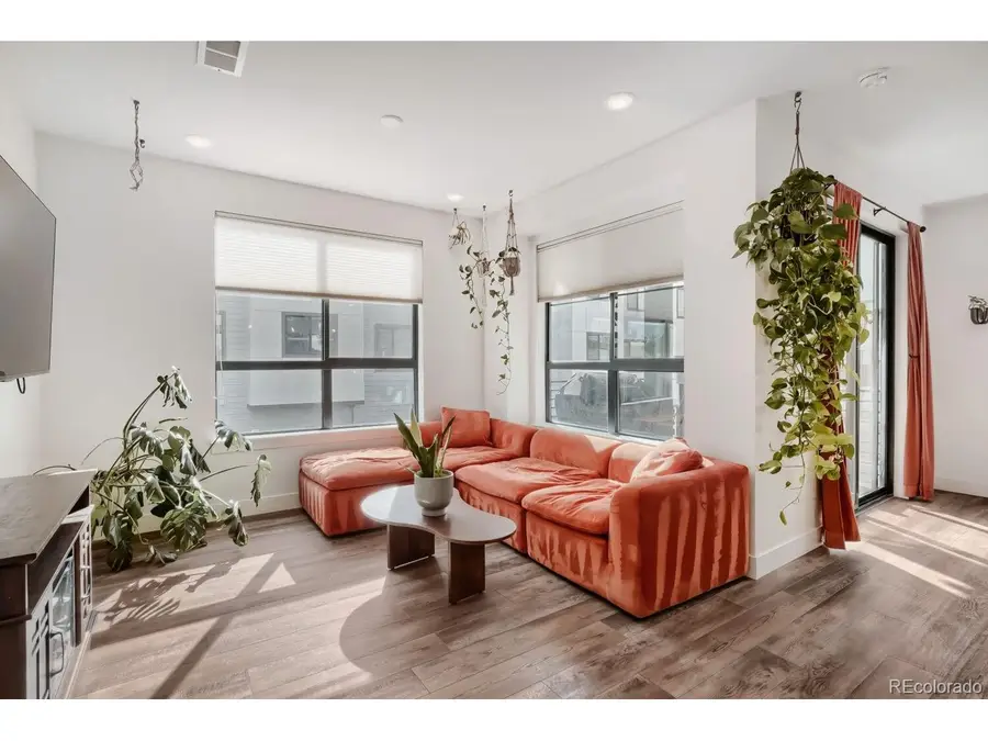 2038 S Holly St #2, Denver, CO 80222 - #3