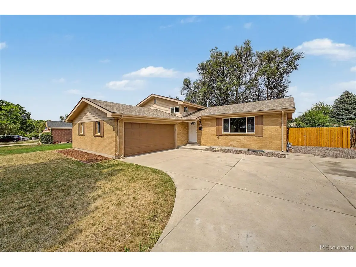 328 Troy St, Aurora, CO 80011 - #1