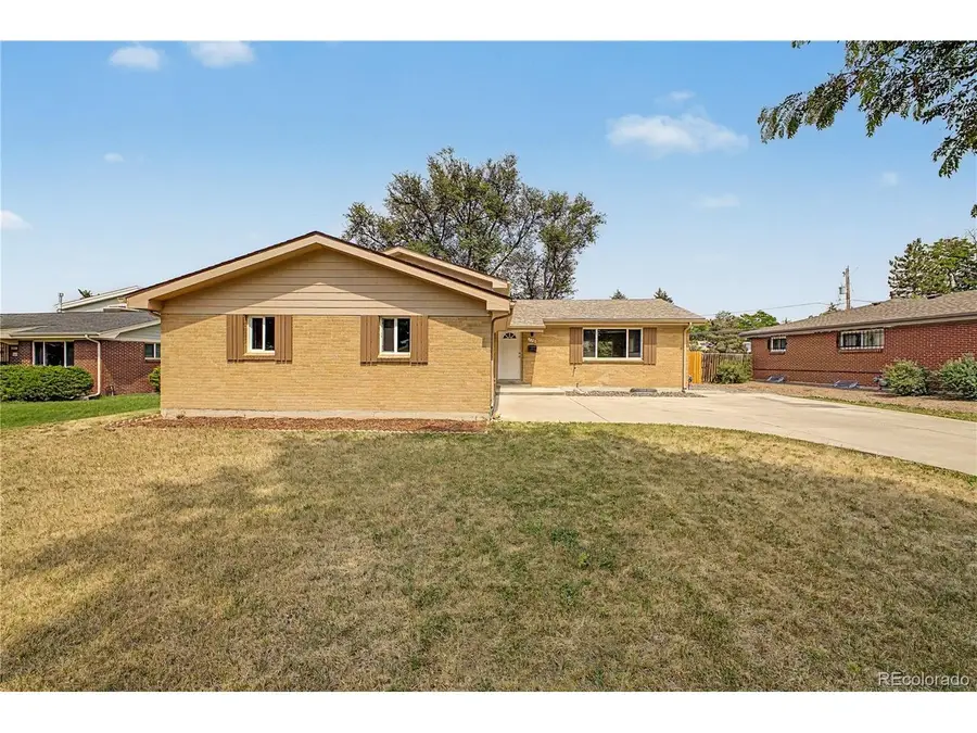 328 Troy St, Aurora, CO 80011 - #2