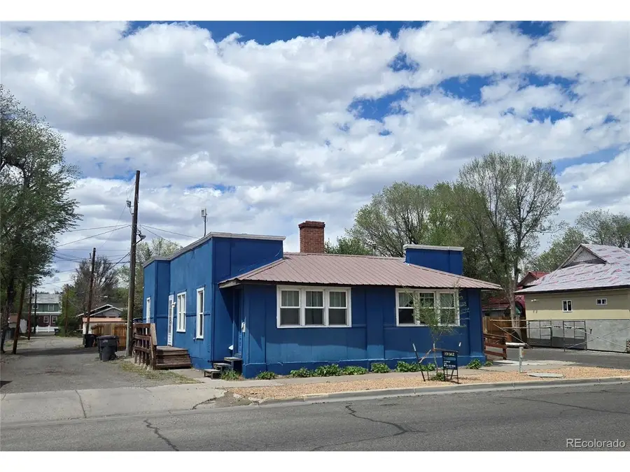 811 4th St, Alamosa, CO 81101 - #3
