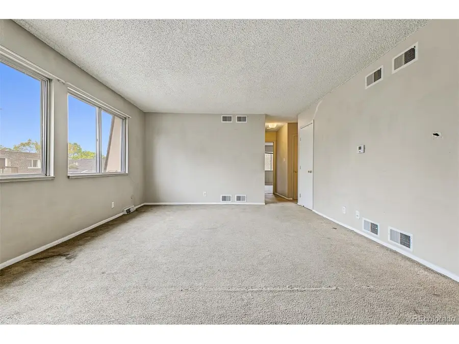1145 S Oneida St #E, Denver, CO 80224 - #3