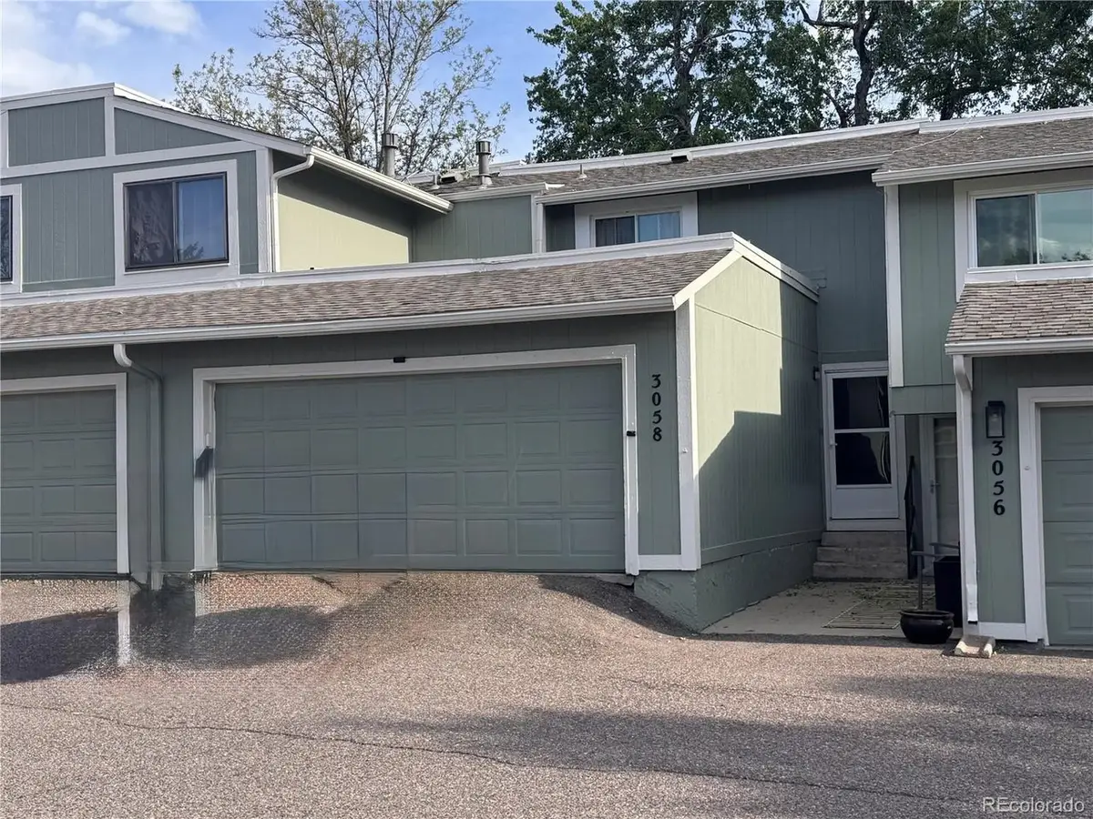 3058 S Macon Cir, Aurora, CO 80014 - #1