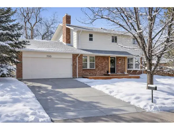 795 S Moore St, Lakewood, CO 80226