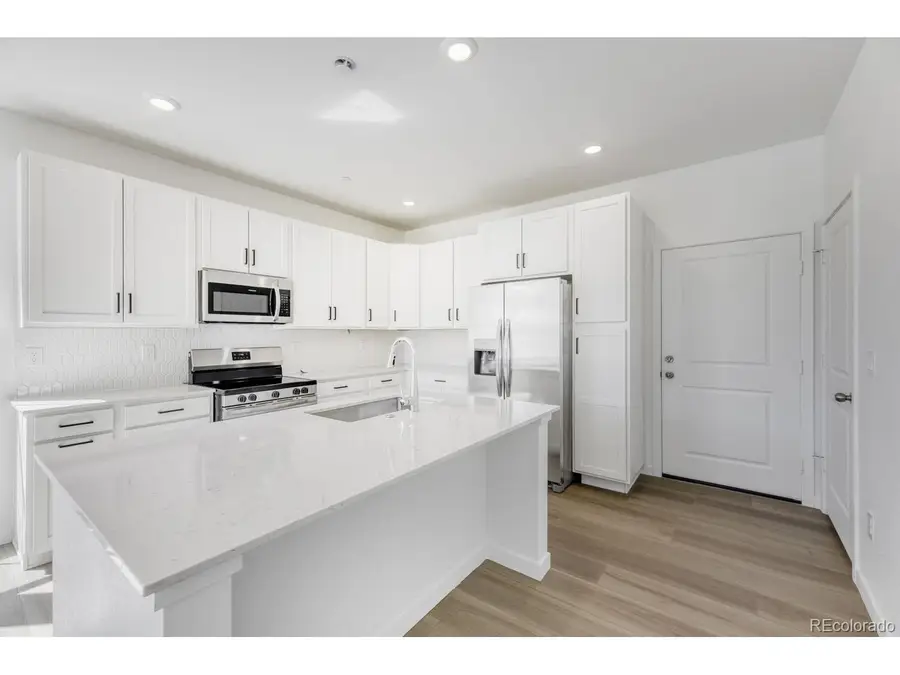 7659 S Mobile Way, Centennial, CO 80016 - #3