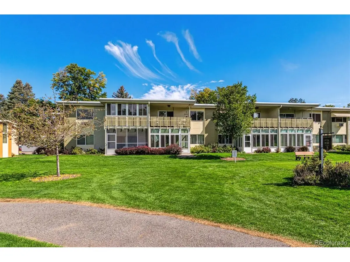 725 S Clinton St #13B, Denver, CO 80247 - Image #1