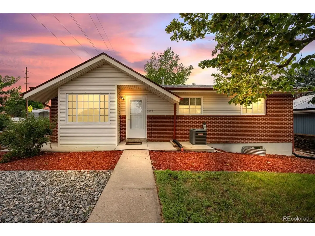 1005 Moss St, Golden, CO 80401 - #1