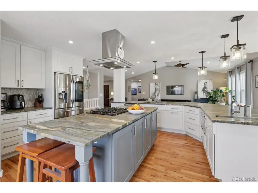 6957 Peppertree Dr, Niwot, CO 80503 - #2