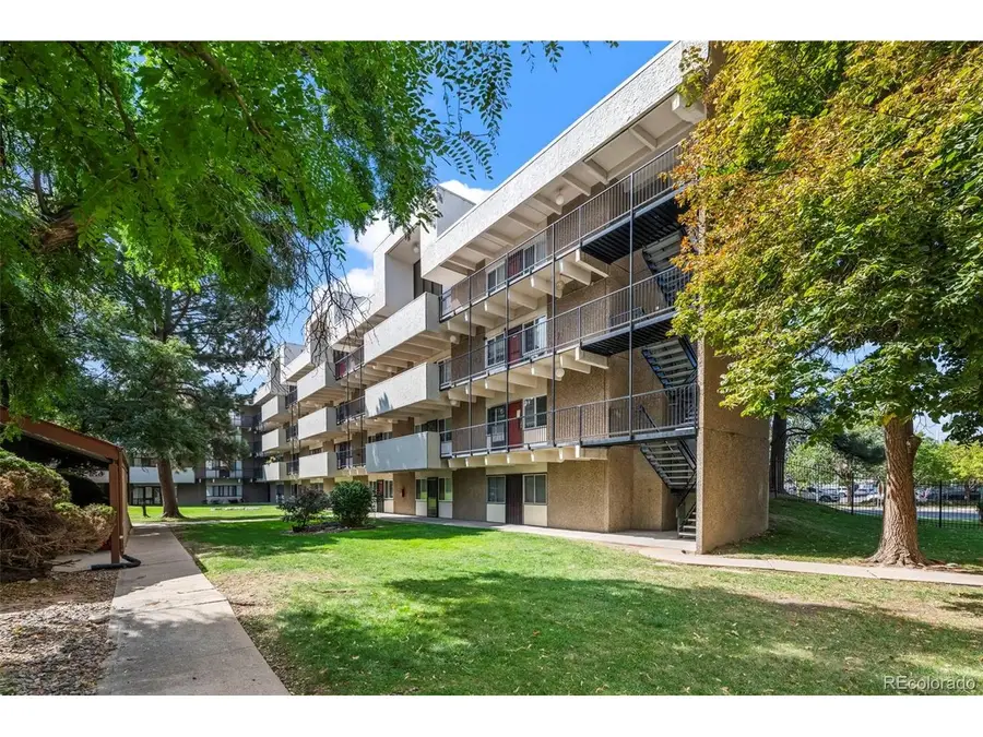 384 S Ironton St #201, Aurora, CO 80012 - #2