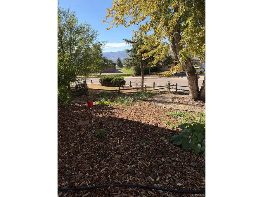 6135 Sapporo Dr, Colorado Springs, CO 80918 - #3