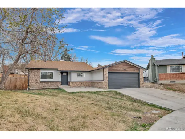 8573 Dover Cir, Arvada, CO 80005
