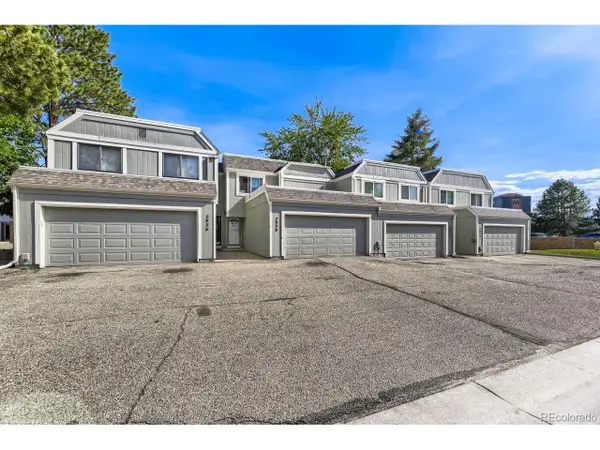 2938 S Parker Ct, Aurora, CO 80014