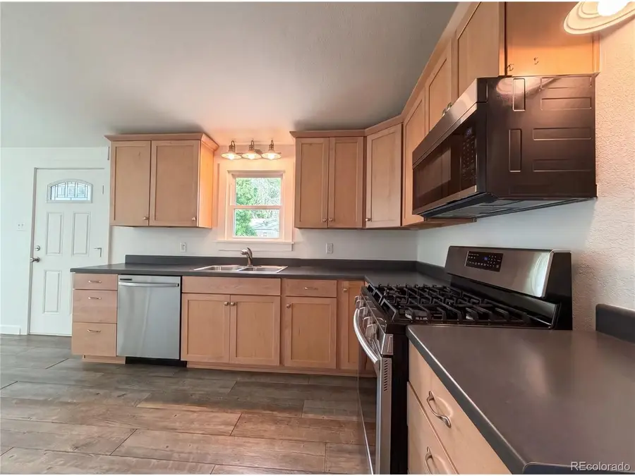 433 Sunnyside Ln, Longmont, CO 80504 - #2