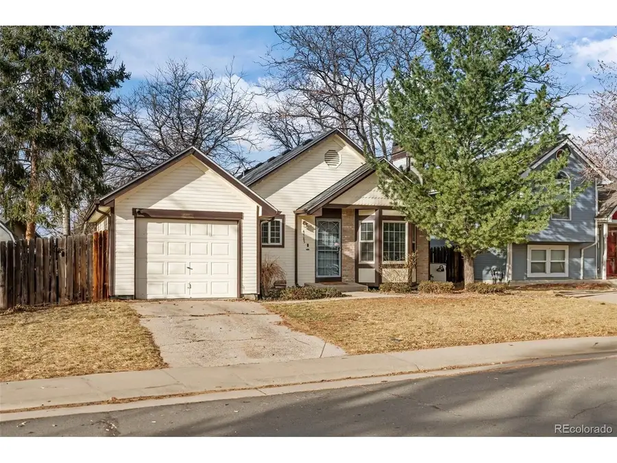 4785 S Yampa St, Aurora, CO 80015 - Image #2
