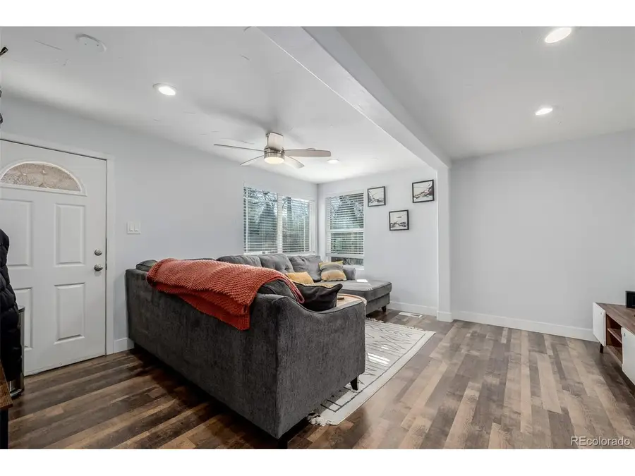 565 Saulsbury St, Lakewood, CO 80226 - #2