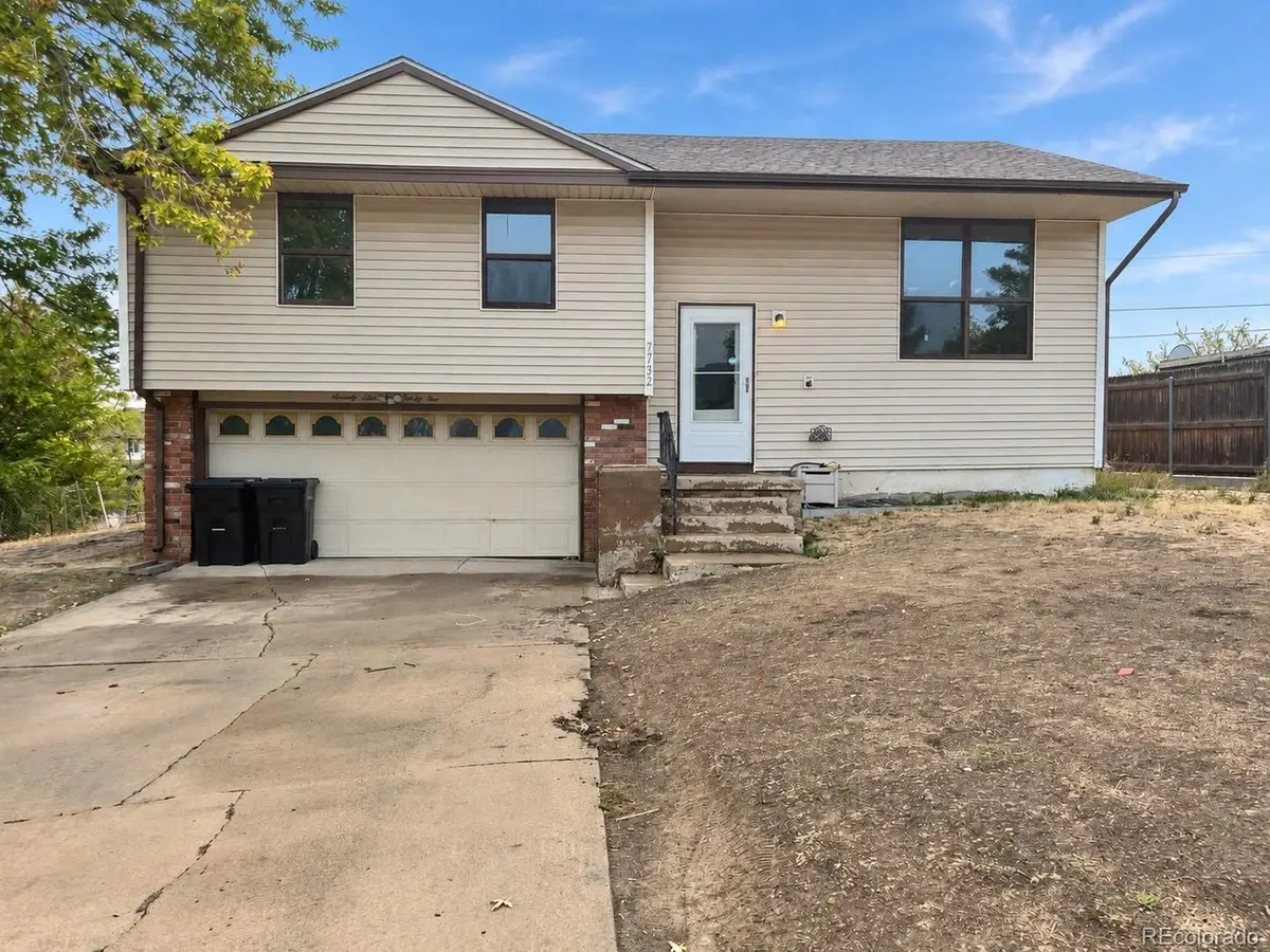 7732 Saulsbury St, Arvada, CO 80003 - #1