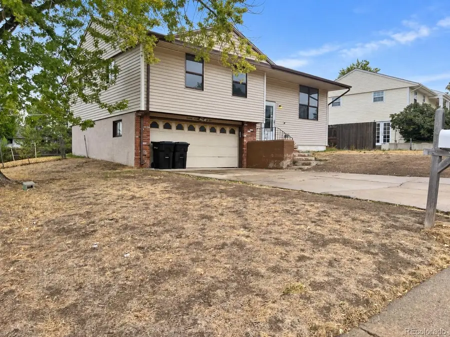 7732 Saulsbury St, Arvada, CO 80003 - #2