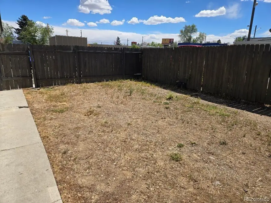 1525 Roslyn St, Denver, CO 80220 - #2