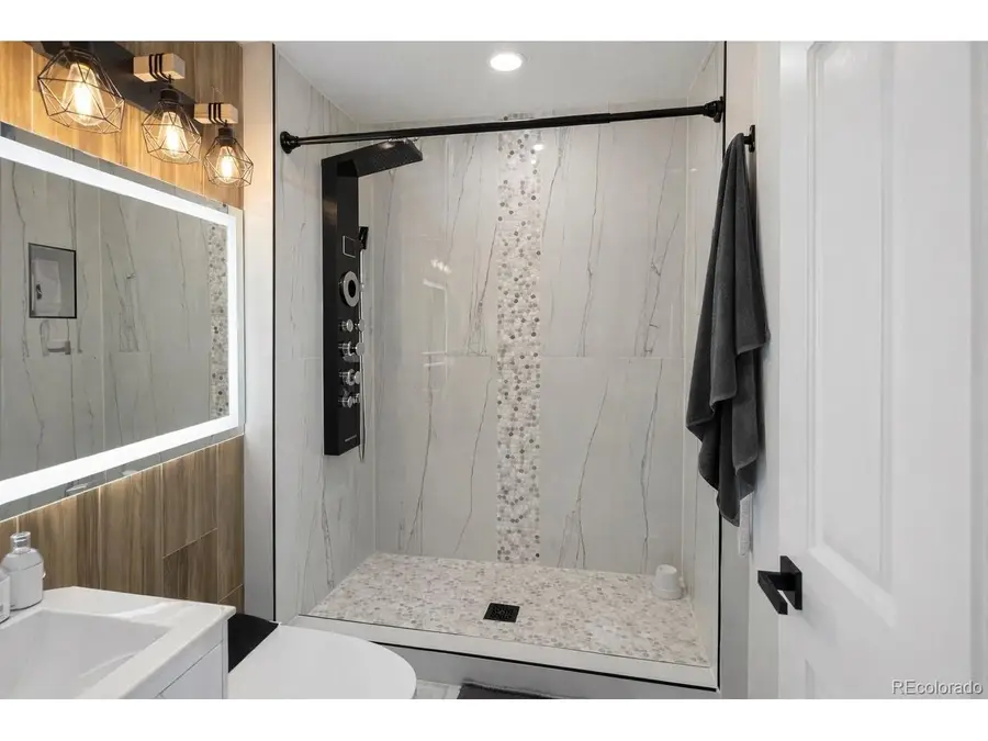 613 N Brentwood Ct, Castle Rock, CO 80104 - #3