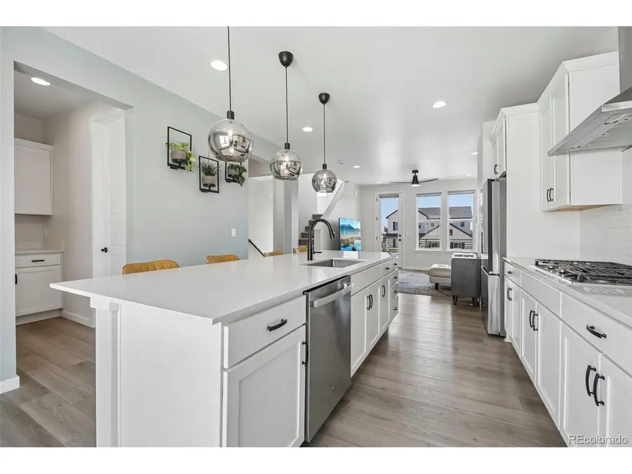 5195 Queen Ct, Arvada, CO 80002 - #2