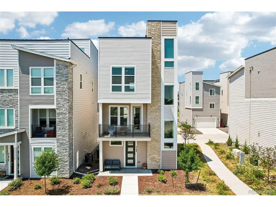 5195 Queen Ct, Arvada, CO 80002 - #3