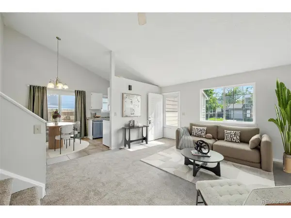 17593 E Temple Dr, Aurora, CO 80015