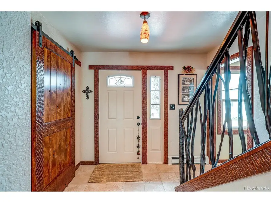 3278 Estates Cir, Larkspur, CO 80118 - #3