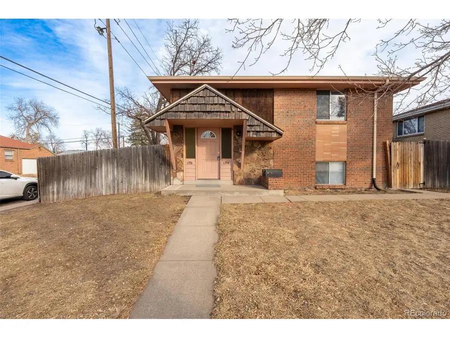 1394 Chester St, Aurora, CO 80010 - #2