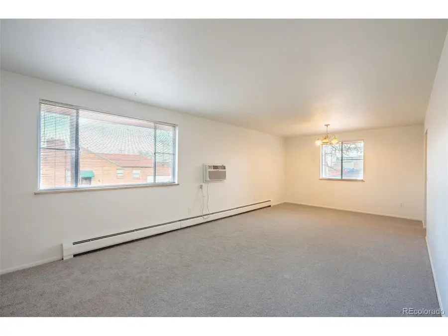 1394 Chester St, Aurora, CO 80010 - #3