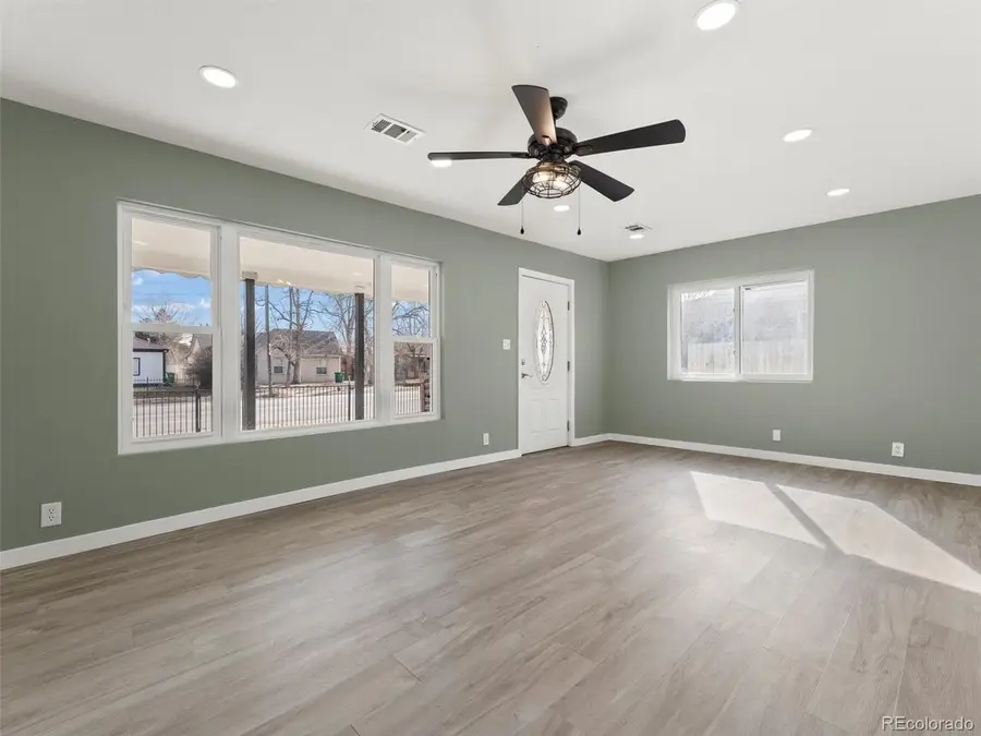 675 Knox Ct, Denver, CO 80204 - #3