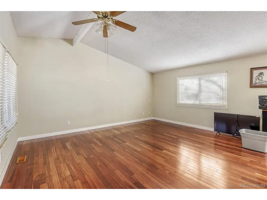 9090 Hunters Creek St, Littleton, CO 80126 - #3