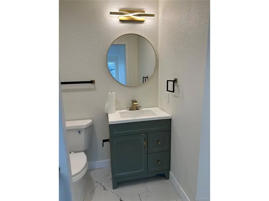 1351 S Peoria Ct, Aurora, CO 80012 - #2