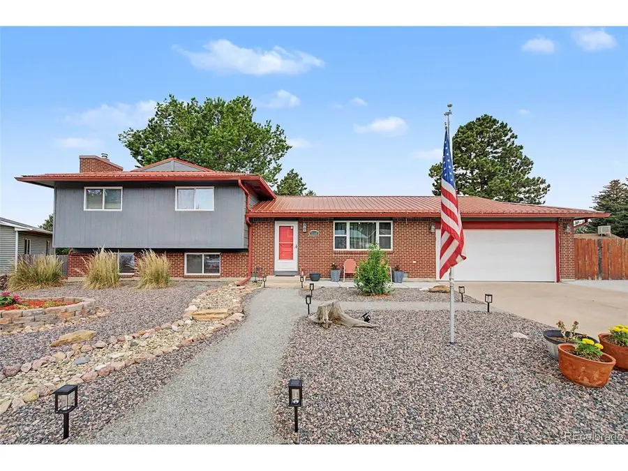 2110 Greenwich Cir, Colorado Springs, CO 80909 - #3
