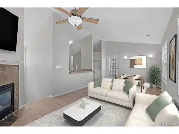 3884 S Dallas Cir #202, Aurora, CO 80014