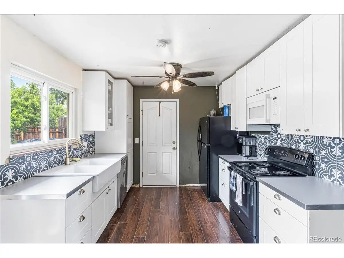 9755 Elizabeth St, Thornton, CO 80229 - #1