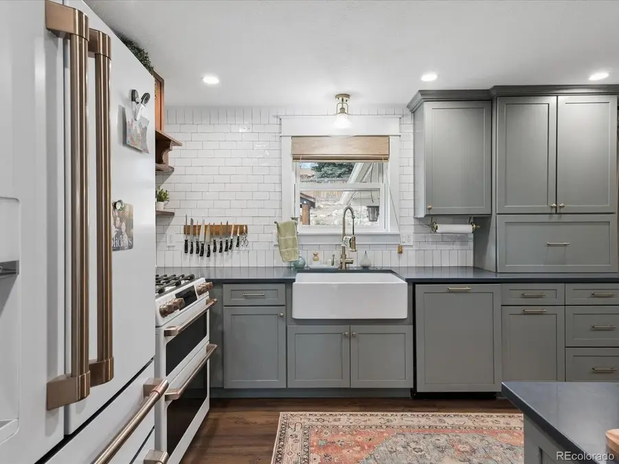 851 Beech St, Golden, CO 80401 - #3