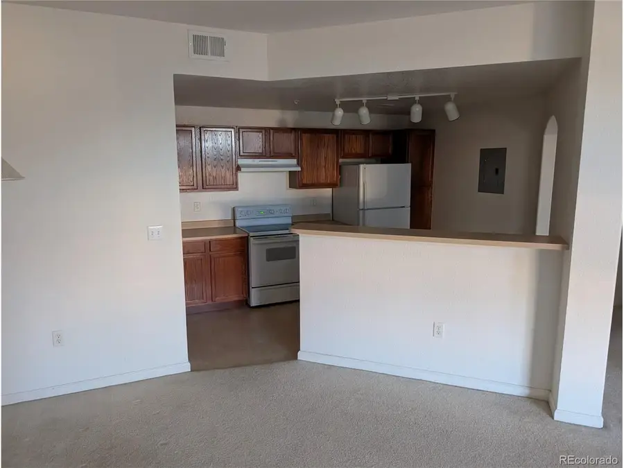 5703 N Gibralter Way #6-206, Aurora, CO 80019 - Image #2