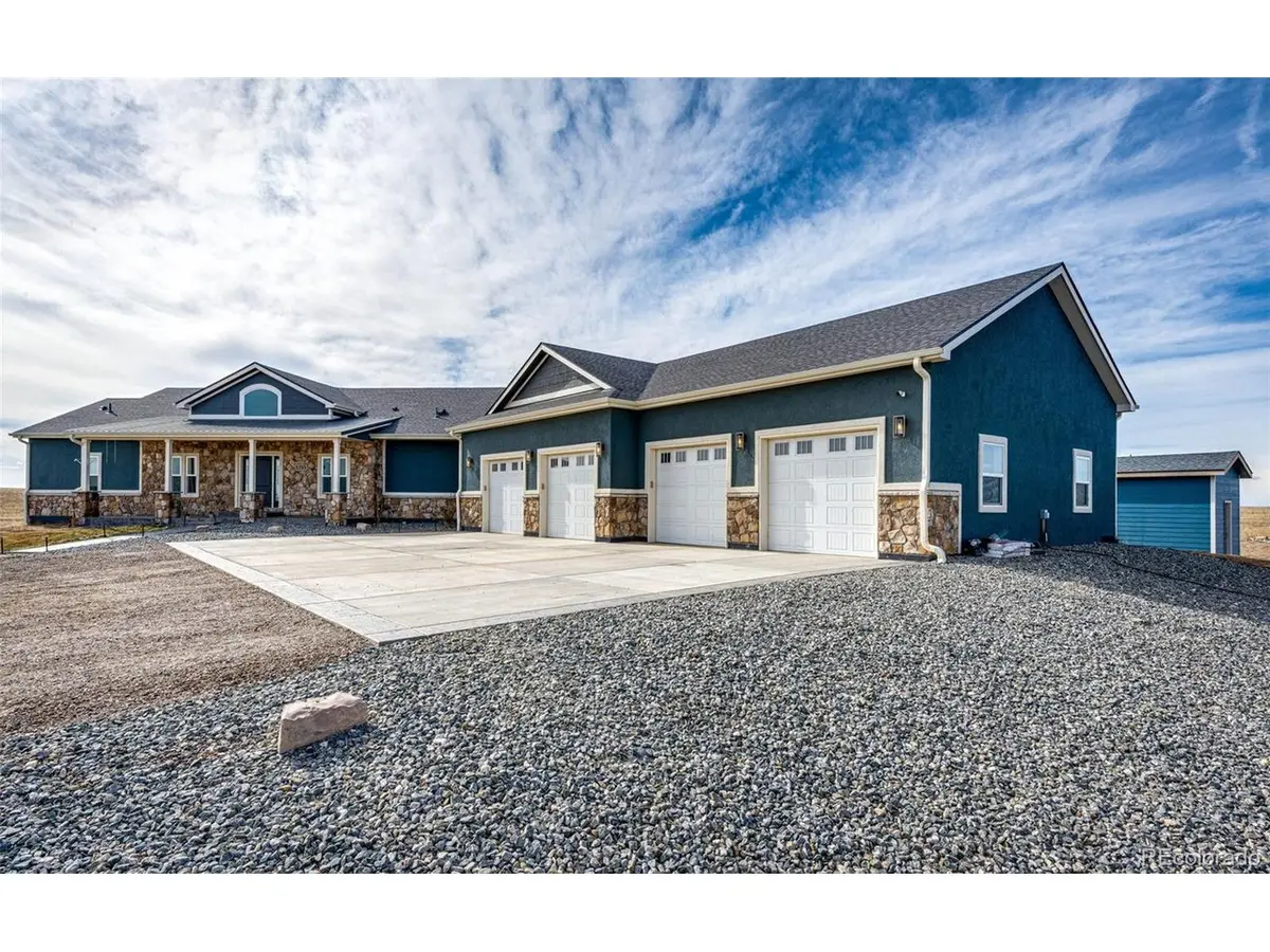 1755 Timberlake Rd, Byers, CO 80103 - #1
