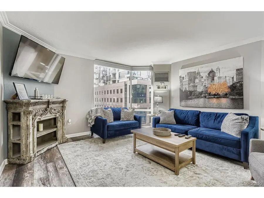 1625 Larimer St #602, Denver, CO 80202 - #3