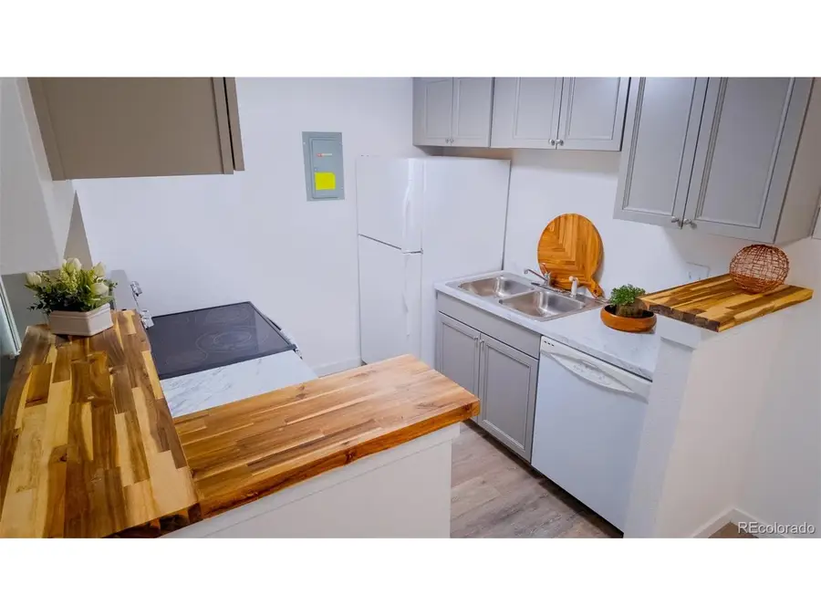 1888 S Pitkin St #A, Aurora, CO 80017 - Image #2