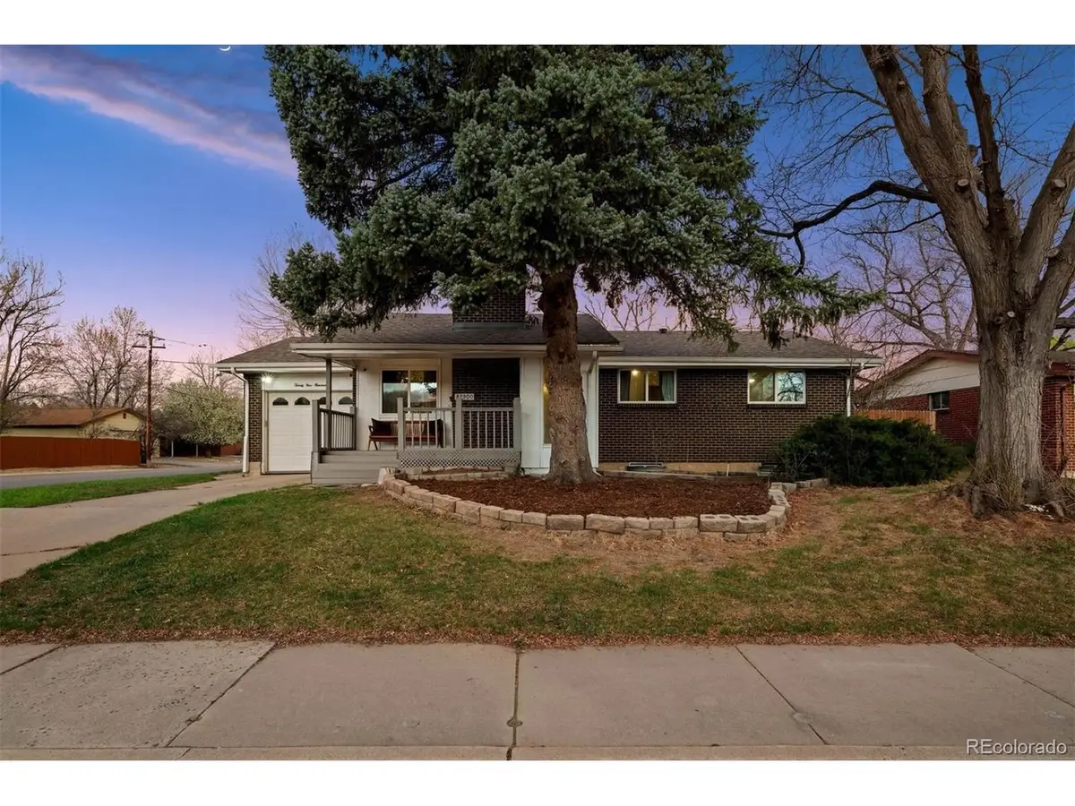 2900 S Jay St, Denver, CO 80227 - #1