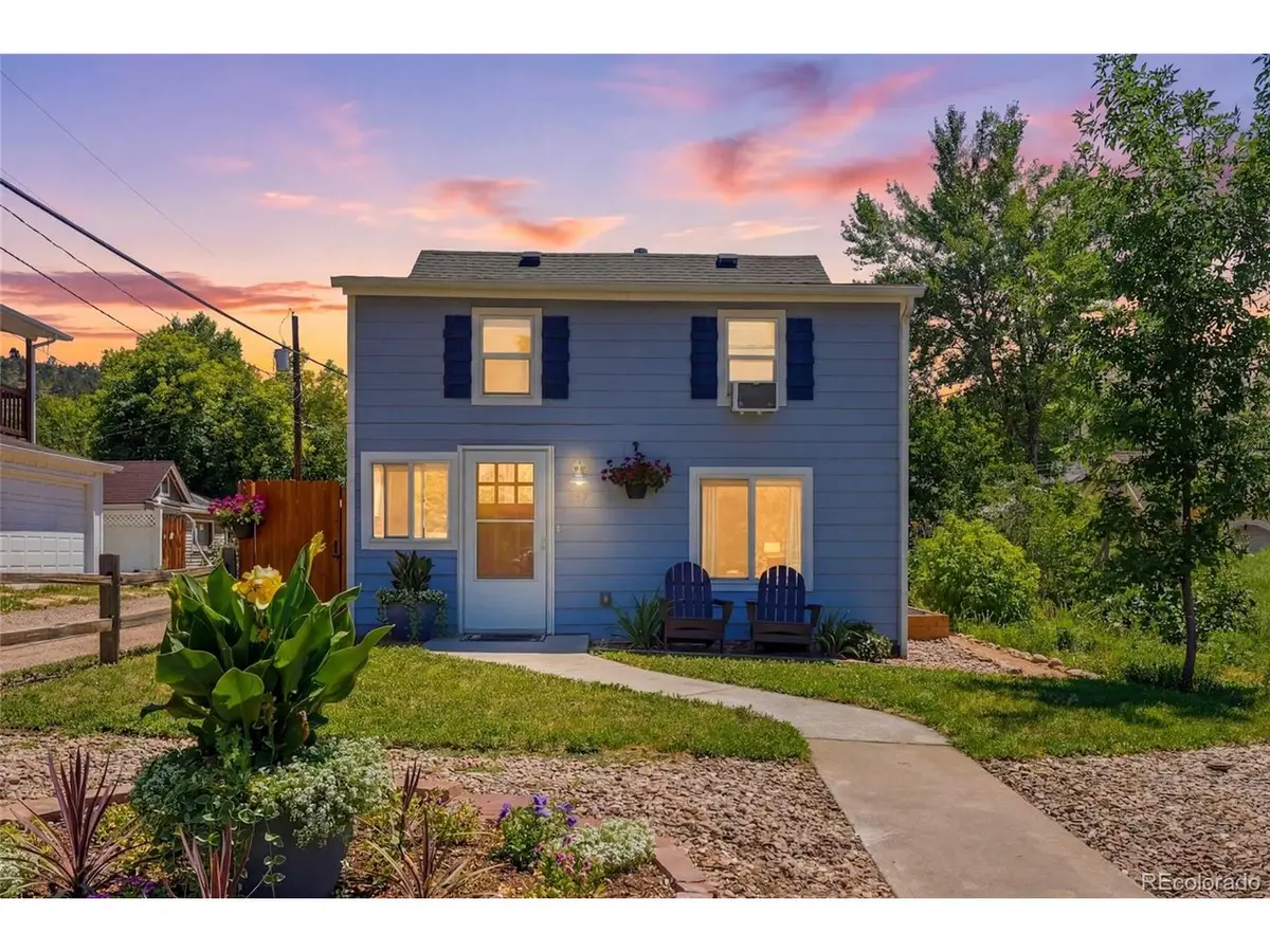 317 3rd Ave, Lyons, CO 80540 - #1
