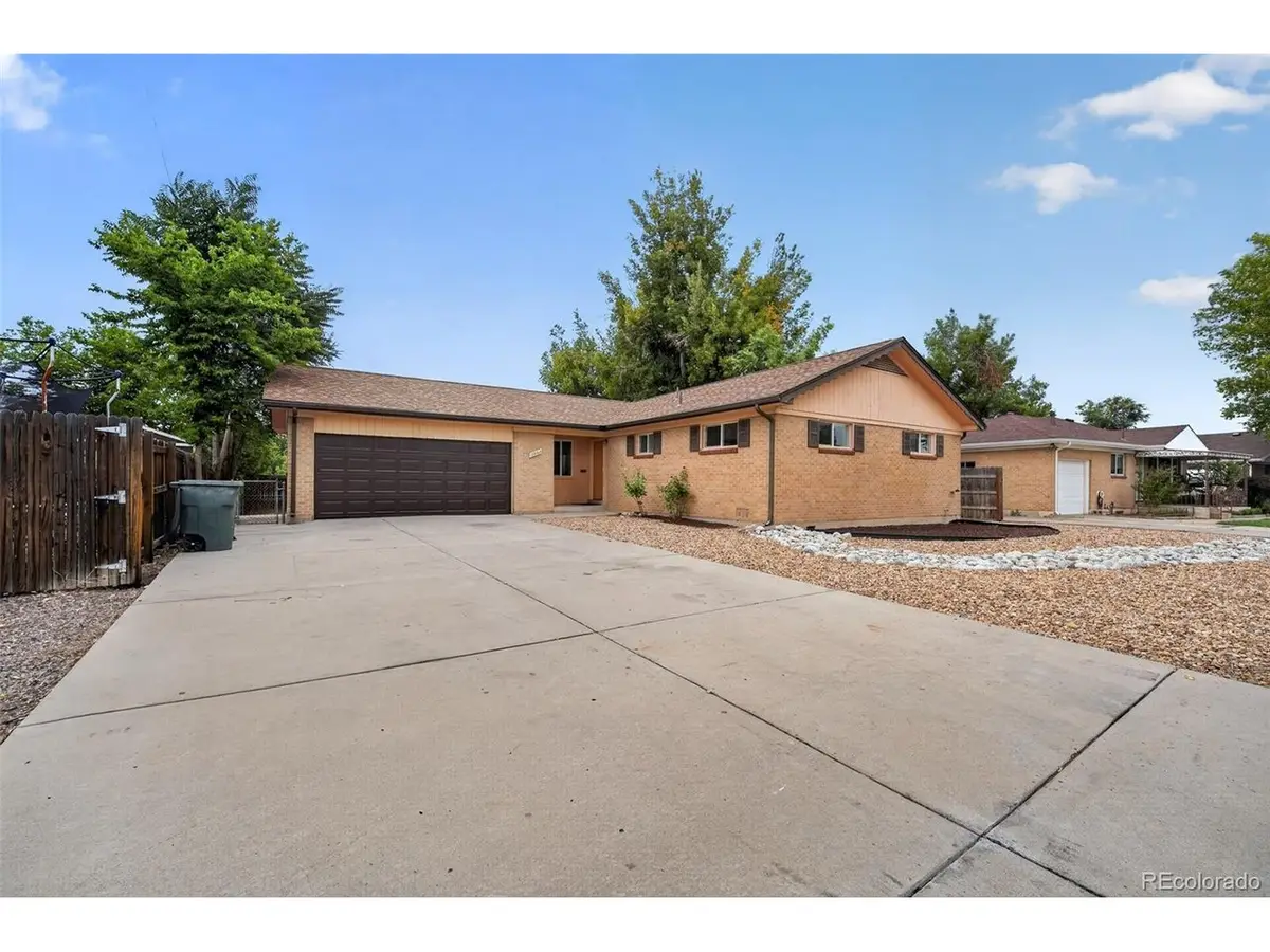 10992 Grant Dr, Northglenn, CO 80233 - #1