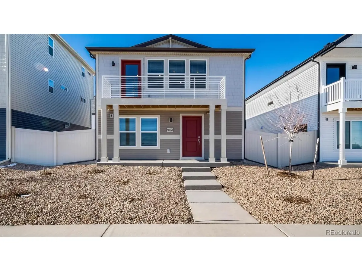 46559 Gold Prairie Dr, Bennett, CO 80102 - #1