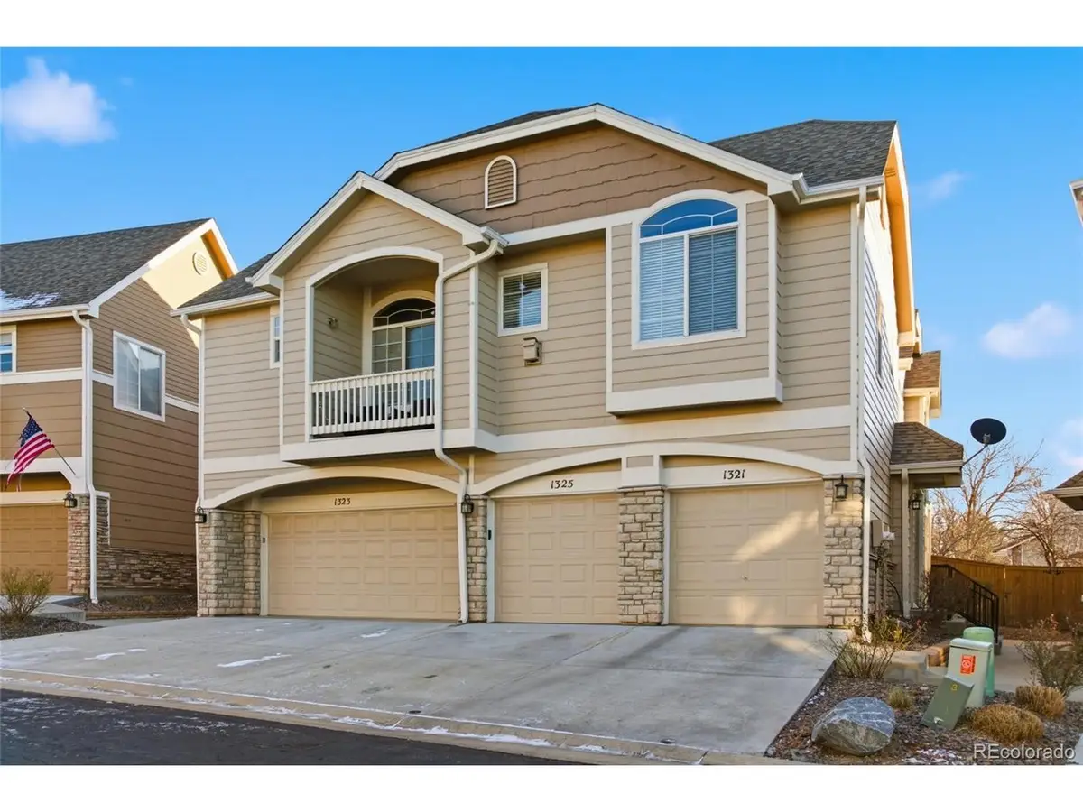 1325 Carlyle Park Cir, Highlands Ranch, CO 80129 - Image #1