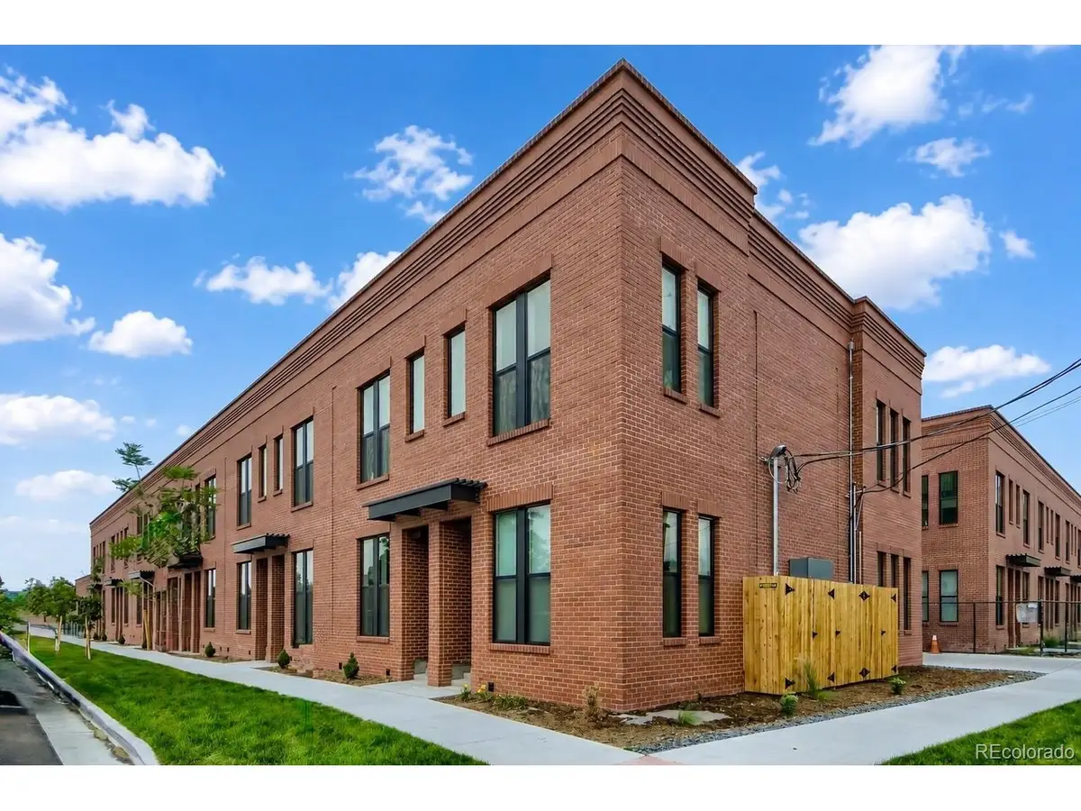 3314 Curtis St, Denver, CO 80205 - #1