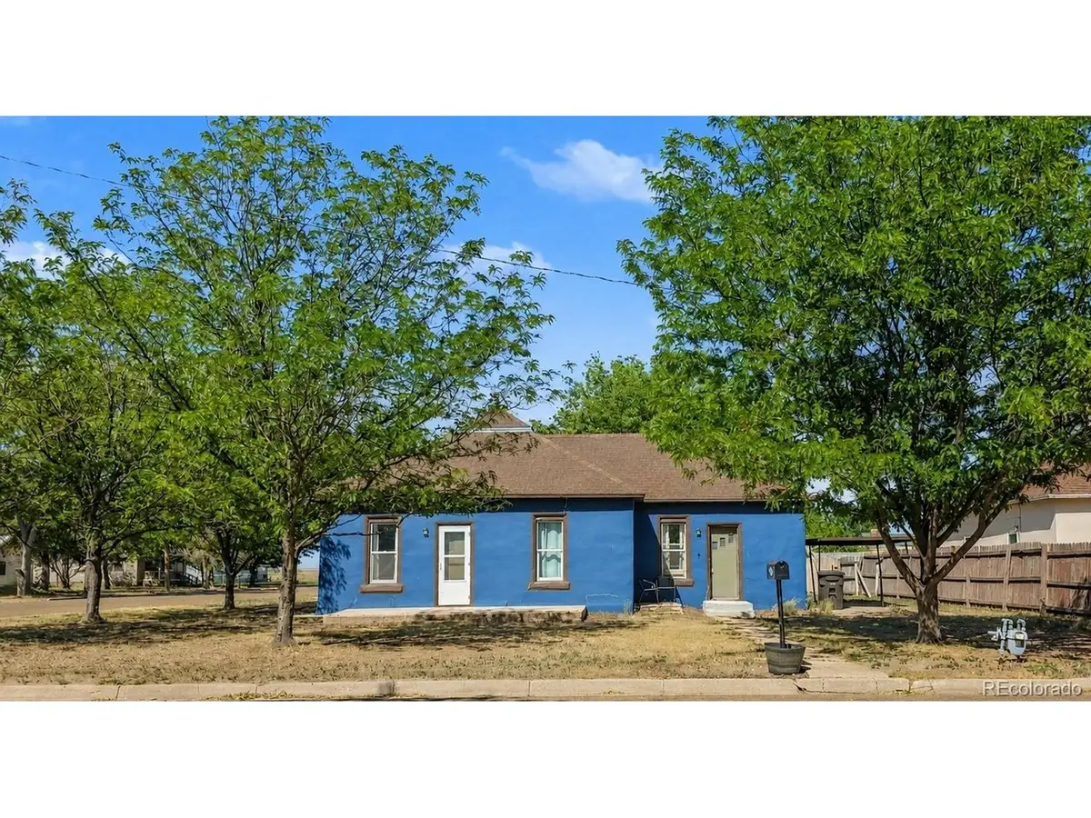 420 Vine St, Julesburg, CO 80737 - #1
