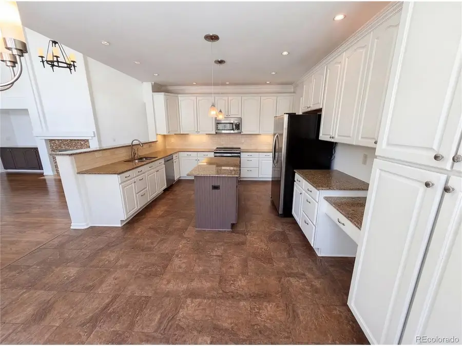 5817 S Espana St, Aurora, CO 80015 - #2