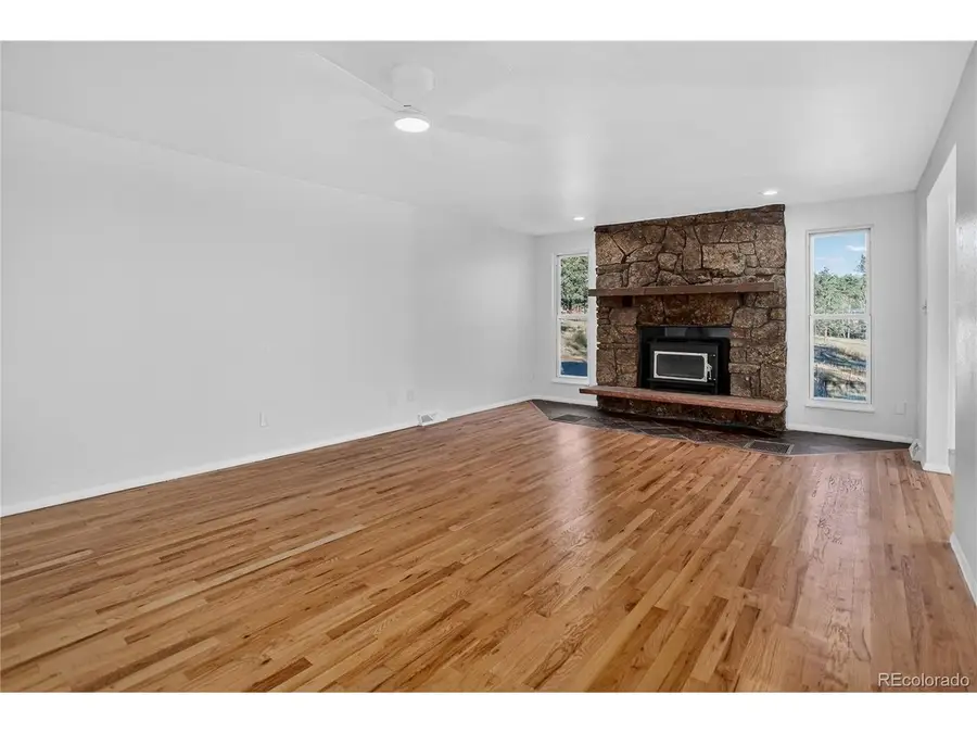 28555 Memorial Park Way, Conifer, CO 80433 - Image #3