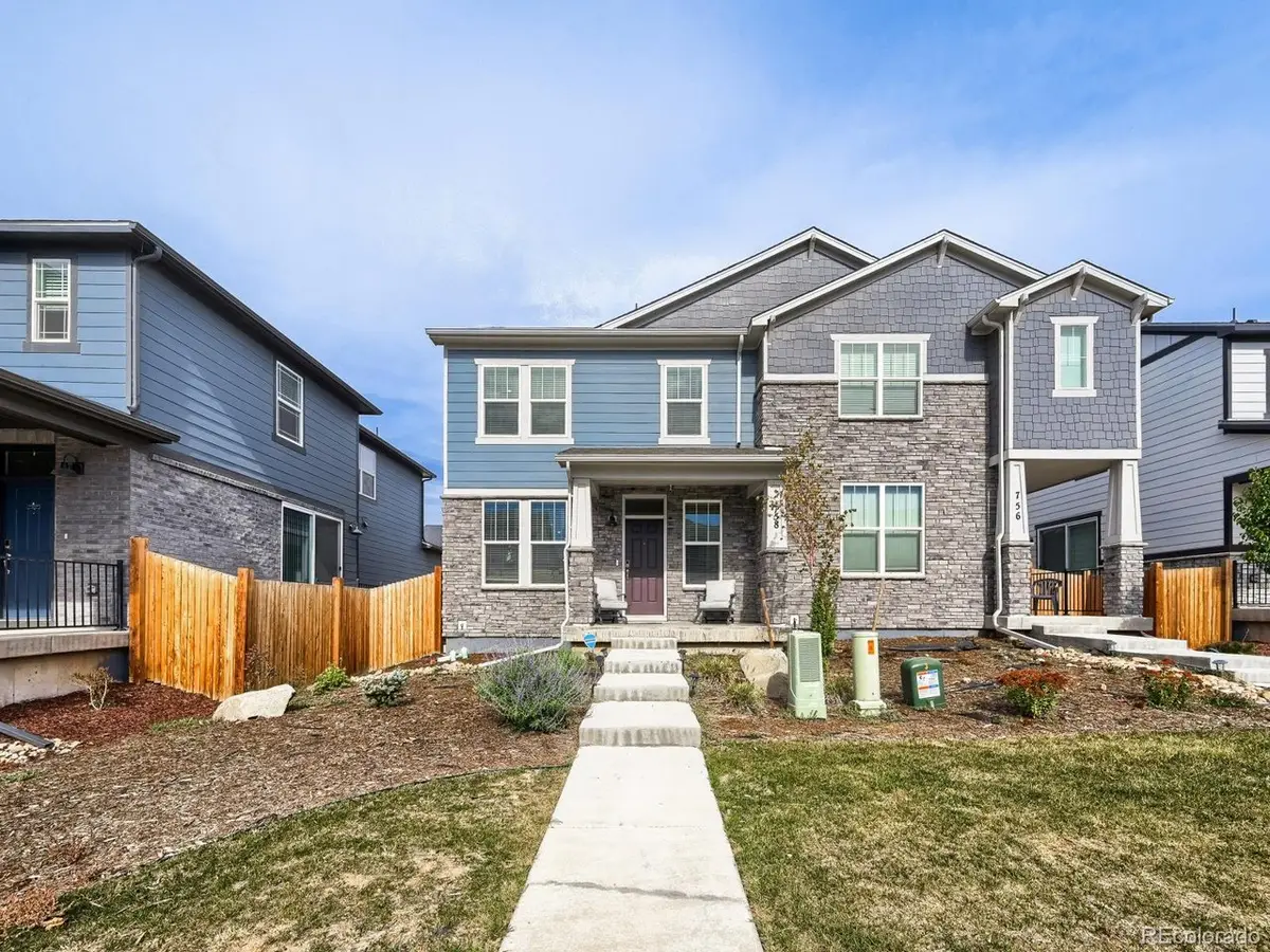 758 N Shawnee St, Aurora, CO 80018 - #1