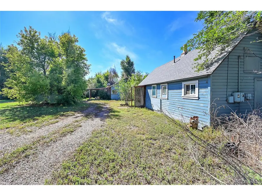 765 Emerald Ln, Lakewood, CO 80214 - #3